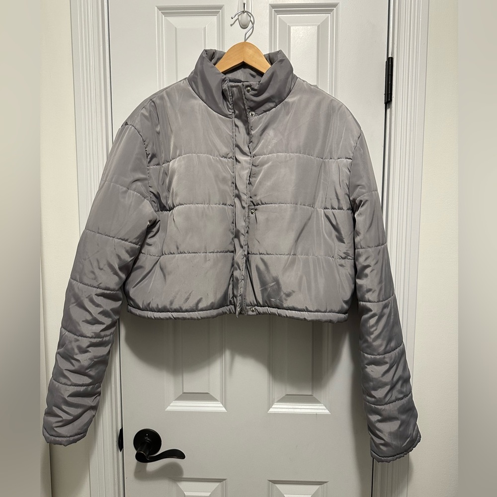PrettyLittleThing Cropped Puffer Jacket